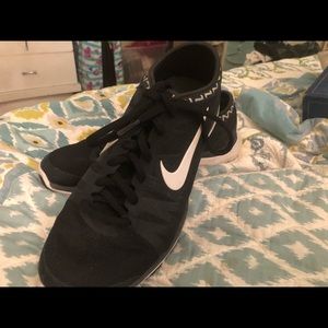 Nike Flex Trainers Air Cooling